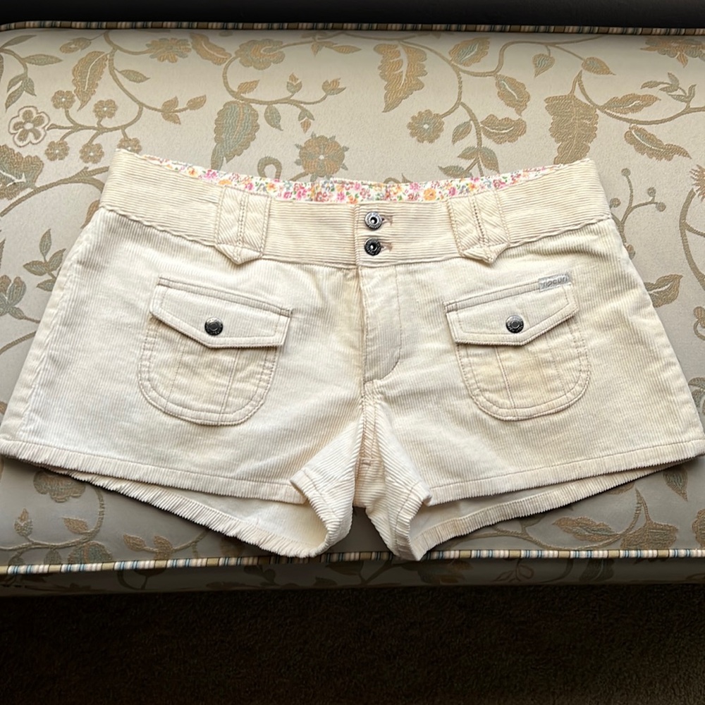 Ripcurl corduroy short shorts